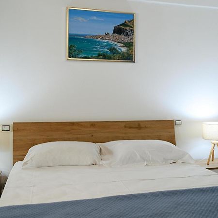 Casa Di Anita Lägenhet Catania Exteriör bild